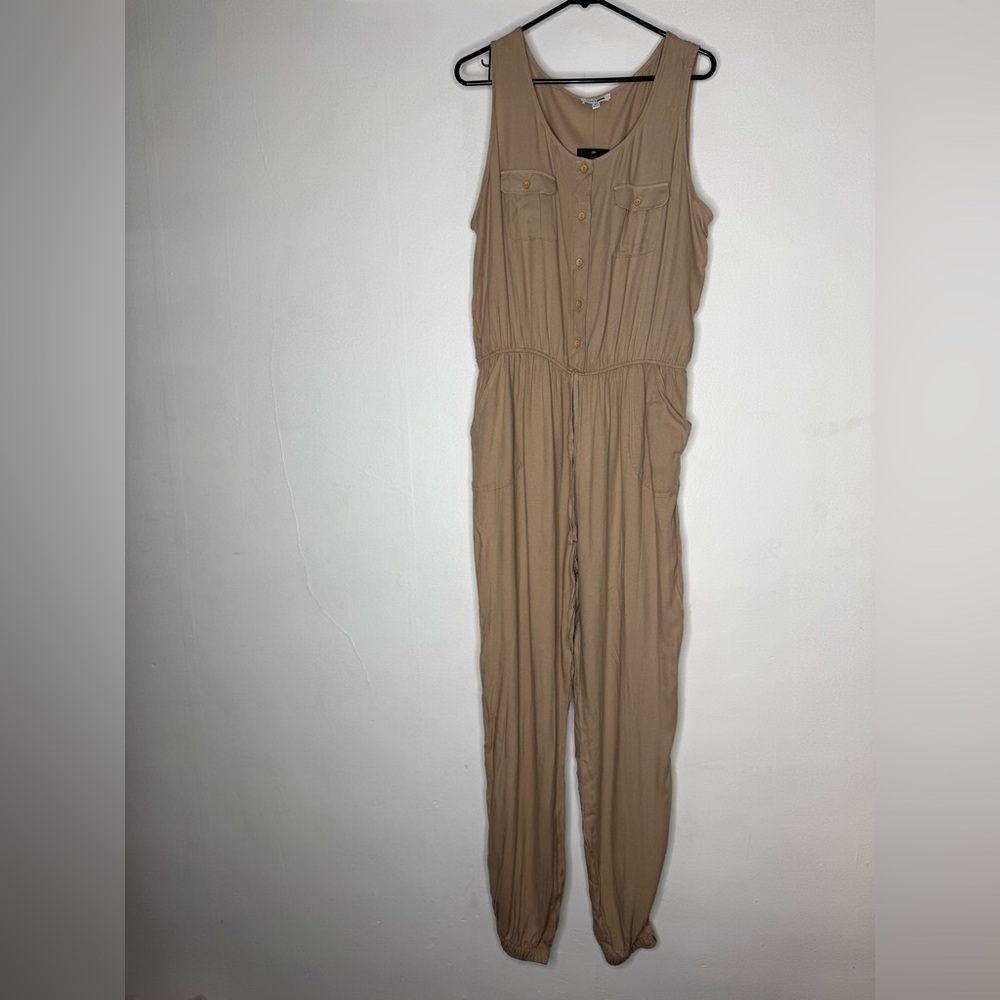 Fashion Nova Beige Sleeveless Jumpsuit NWT